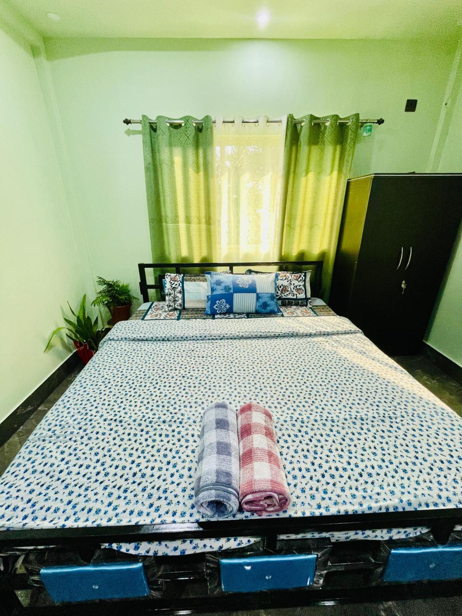 Deka'S Homestay Tezpur Exterior foto