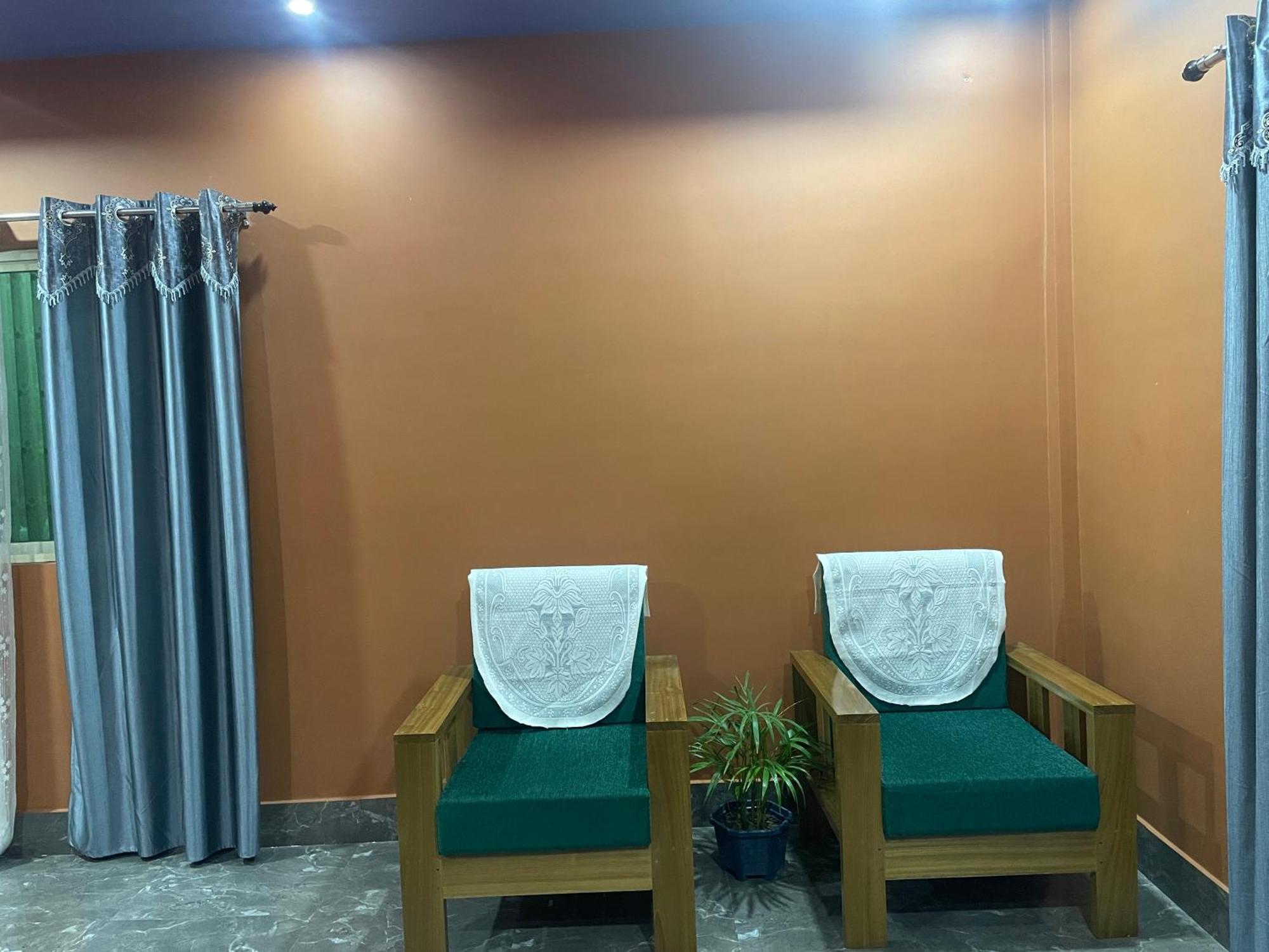 Deka'S Homestay Tezpur Exterior foto